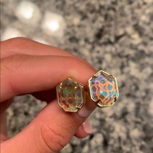 Taylor gold stud earrings in dicroich